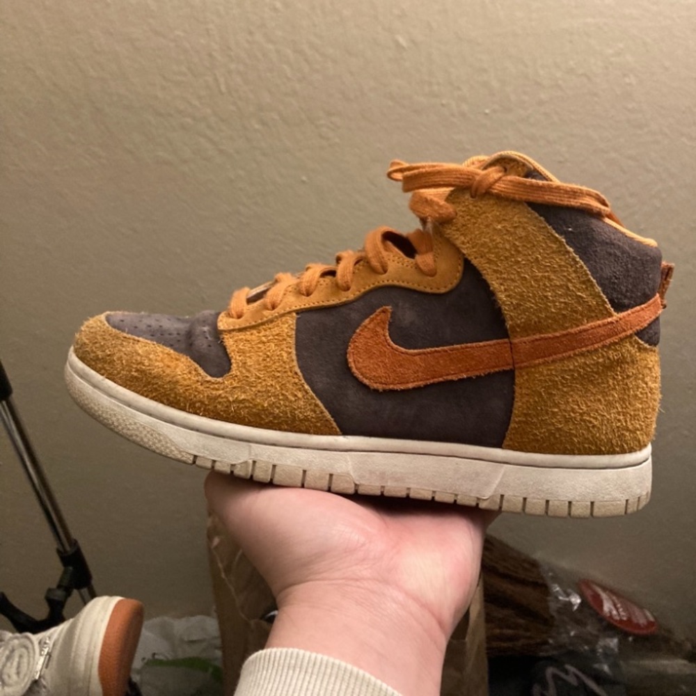 Nike Dunk High Dark Curry
